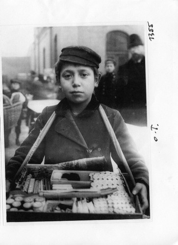 W warszawskim Domu Spotkań z Historią mozna oglądać wystawę unikalnych zdjęć stolicy z czasów okupacji niemieckiej podczas I Wojny Światowej