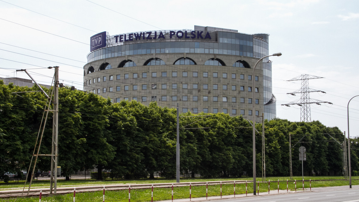 Będzie nowy konkurs na dwóch członków zarządu Telewizji Polskiej - zdecydowała w środę Rada Nadzorcza TVP. Konkurs ma być przeprowadzony do końca roku. Do czasu wyłonienia nowych członków zarządu TVP będzie kierować jednoosobowy zarząd, czyli prezes.