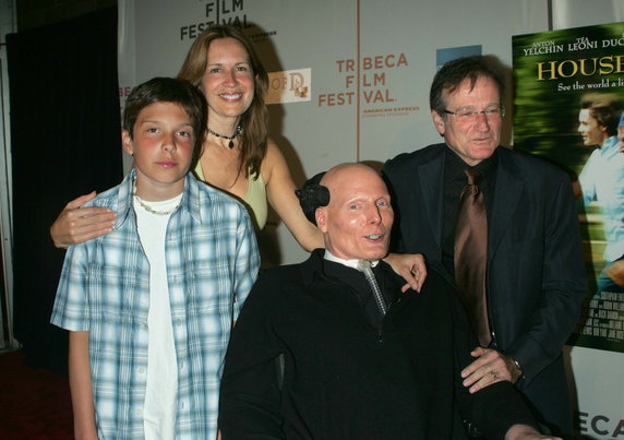 Robin Williams i Christopher Reeve z żoną i synem