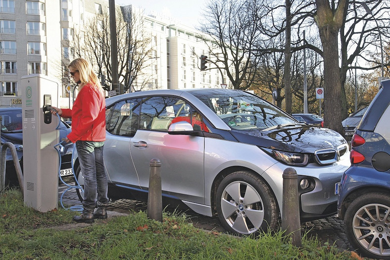 BMW i3