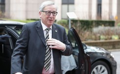 Juncker zapewnia: Odsyłanie Syryjczyków do Turcji będzie zgodne z prawem