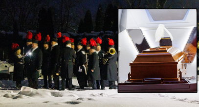 Tłumy żegnały tragicznie zmarłego górnika. Za trumną żona z córkami. Ceremonia pełna łez