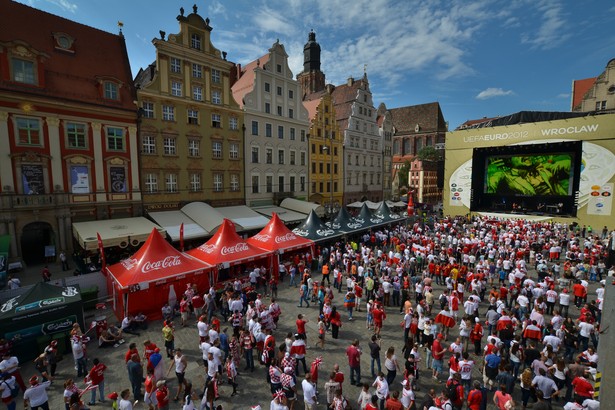 Euro 2016: Nici ze wspólnego oglądania meczów w Strefach Kibica. Polsat chce za dużo za licencję?