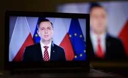 "Pan prezydent był gotowy poskakać na TikToku, ale nie zjednoczyć społeczeństwo"