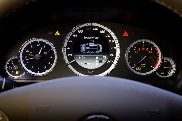 Mercedes klasy E - najlepszy w klasie wyższej średnia i wyższej