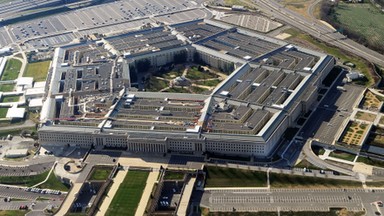 Pentagon przywróci do pracy większość swych pracowników cywilnych