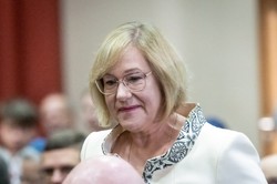 Znów głośno o kurator Nowak. W tle "układ kuratorski" i lekcje religii pod naciskiem