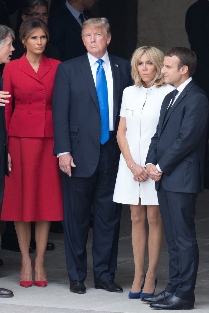 Melanija i Donlad Tramp sa predsednikom Francuske Emanuelom Makronom i njegovom suprugom Brižit Makron 14.jula ove godine u Parizu