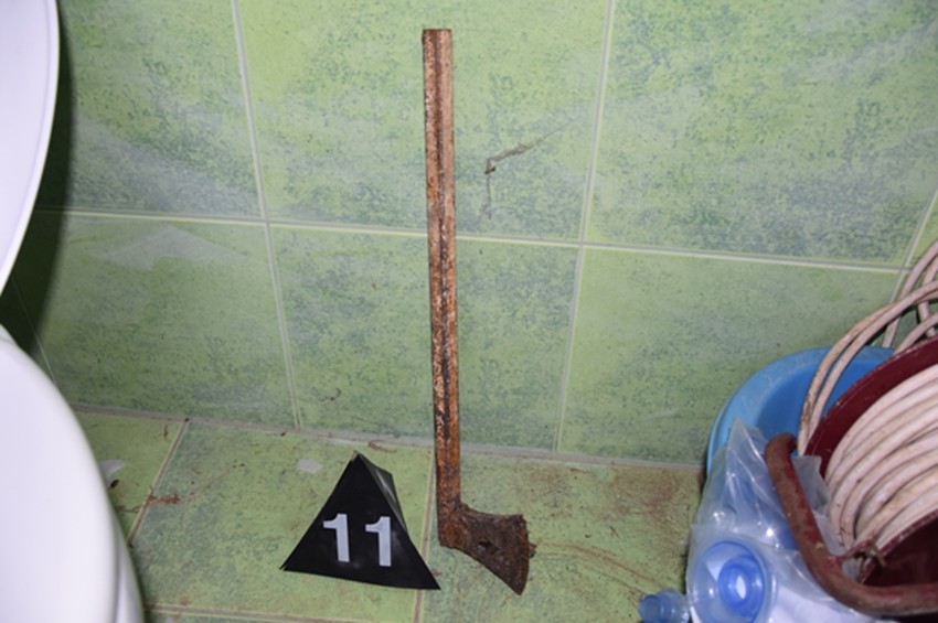 Jezivi predmeti pronađeni u kući strave u Ritopeku; Zabranjeno preuzimanje fotografija bez saglasnosti redakcije Blic (44)