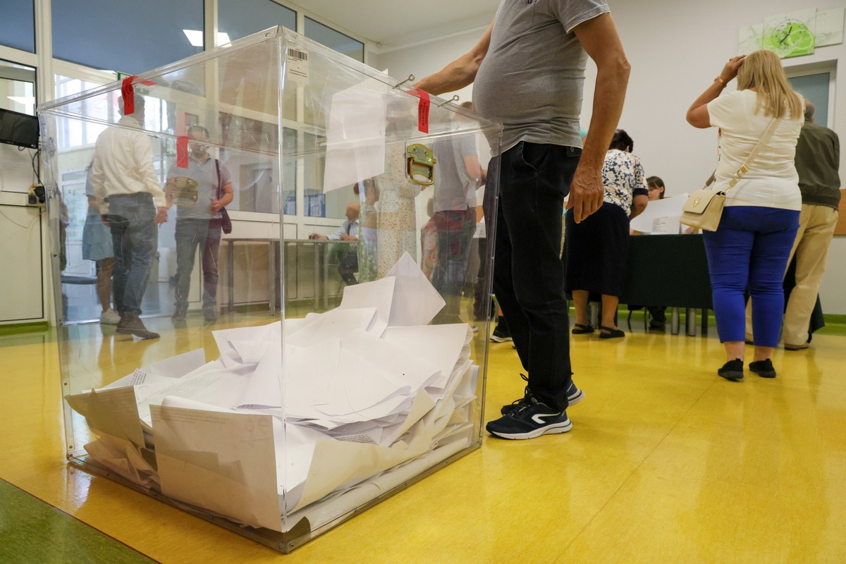 Wybory prezydenckie 2025. Rozpoczęło się głosowanie w II turze. Do