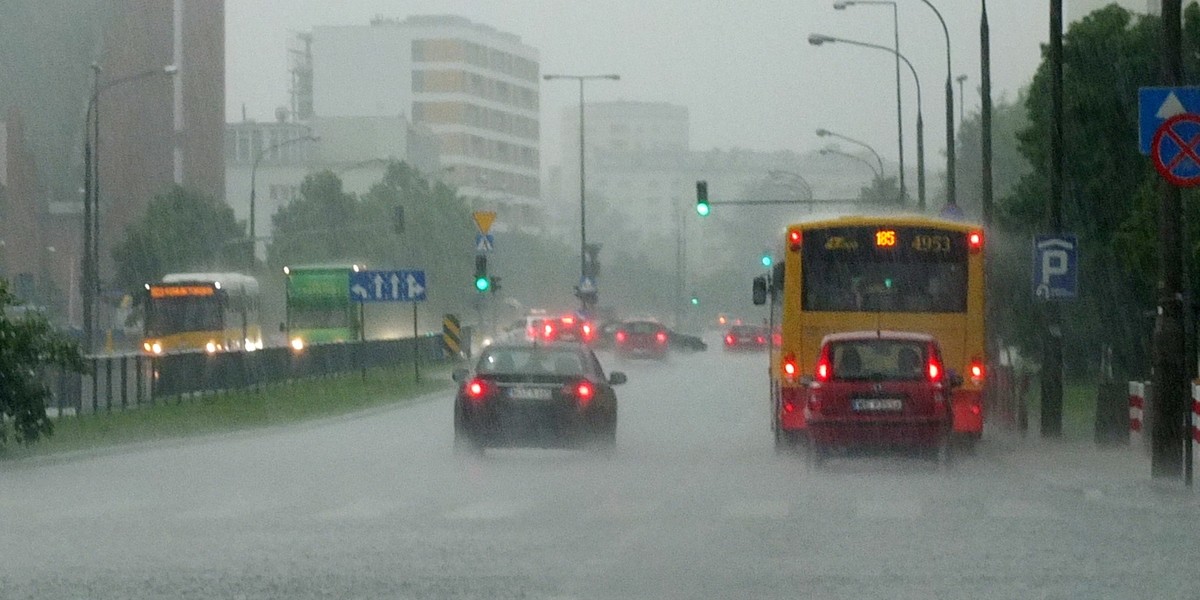 Pogoda w środę 19 maja. Będzie deszczowo i chłodno. Spodziewane są też burze