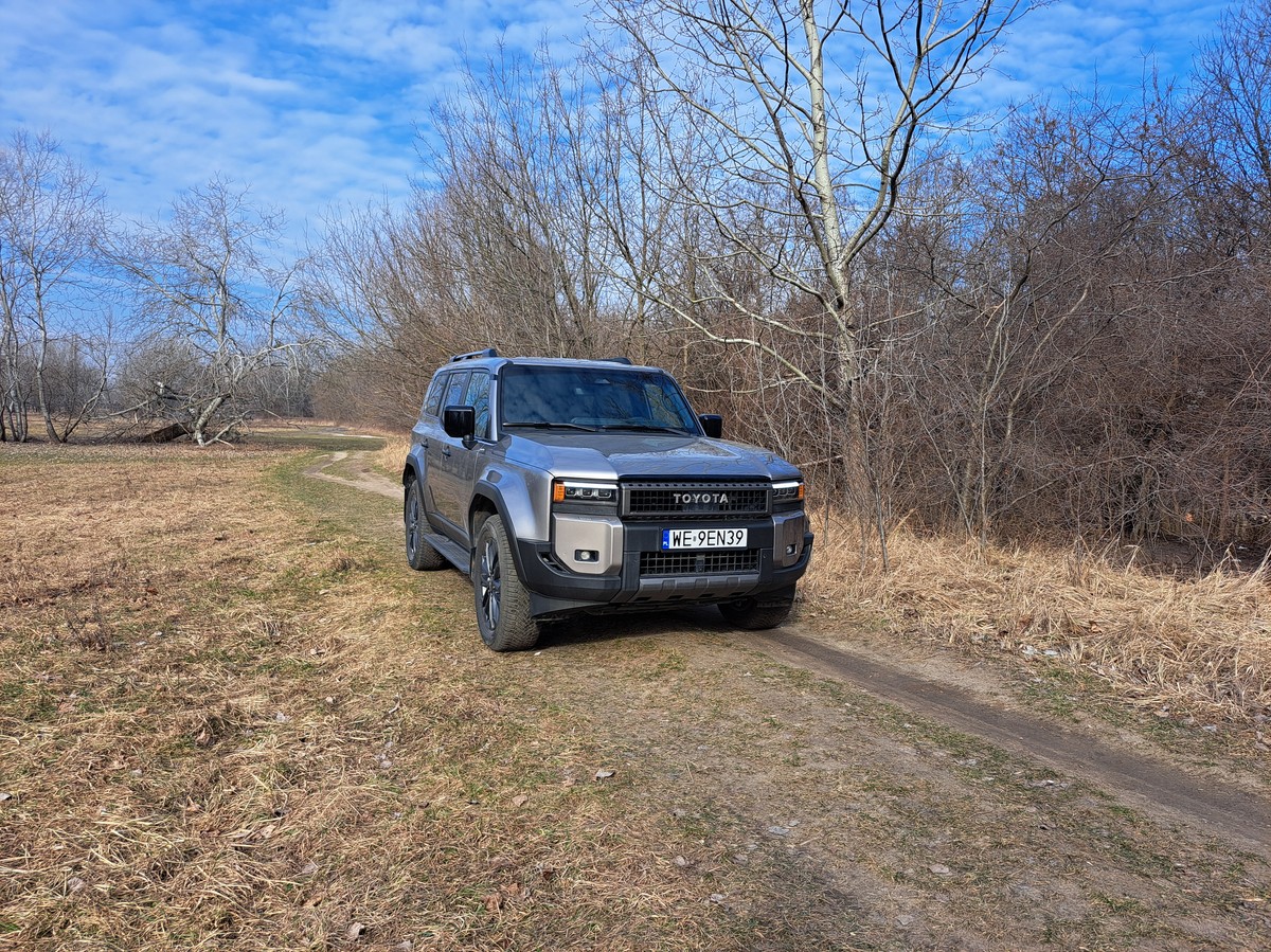 Toyota Land Cruiser - coraz mniej jest takich samochodów