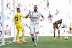 Karim Benzema strzelił trzy gole w zaledwie siedem minut [WIDEO]
