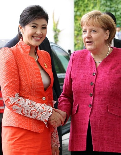 Kanclerz Niemiec Angela Merkel i premier Tajlandii Yingluck Shinawatra