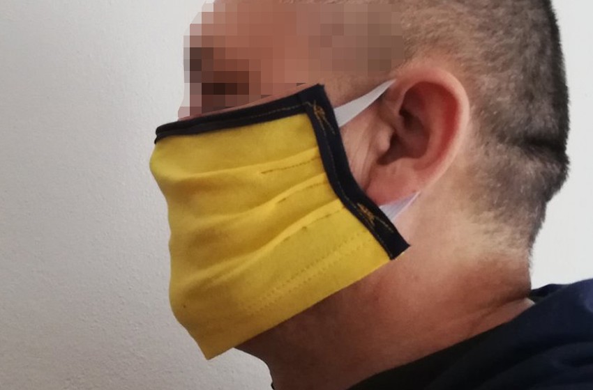 Maska koja se može više puta nositi.