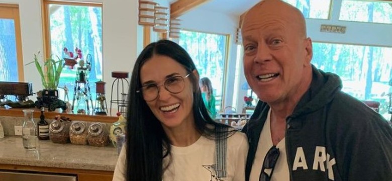 Demi Moore odwiedziła chorego Bruce'a Willisa. Z okazji jego urodzin pokazała zdjęcia [FOTO]