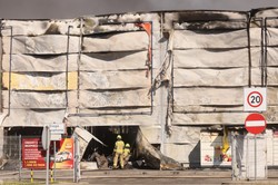 Paniczna wyprzedaż akcji Mirbudu po pożarze Marywilskiej? Ekspert wyjaśnia