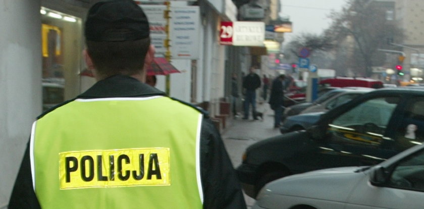 Policjant z Częstochowy stanął w obronie kobiety bitej na ulicy. Jej reakcja mrozi krew w żyłach!