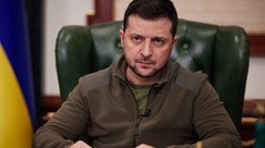 Zelenksy says Russian fighter pilots will face justice