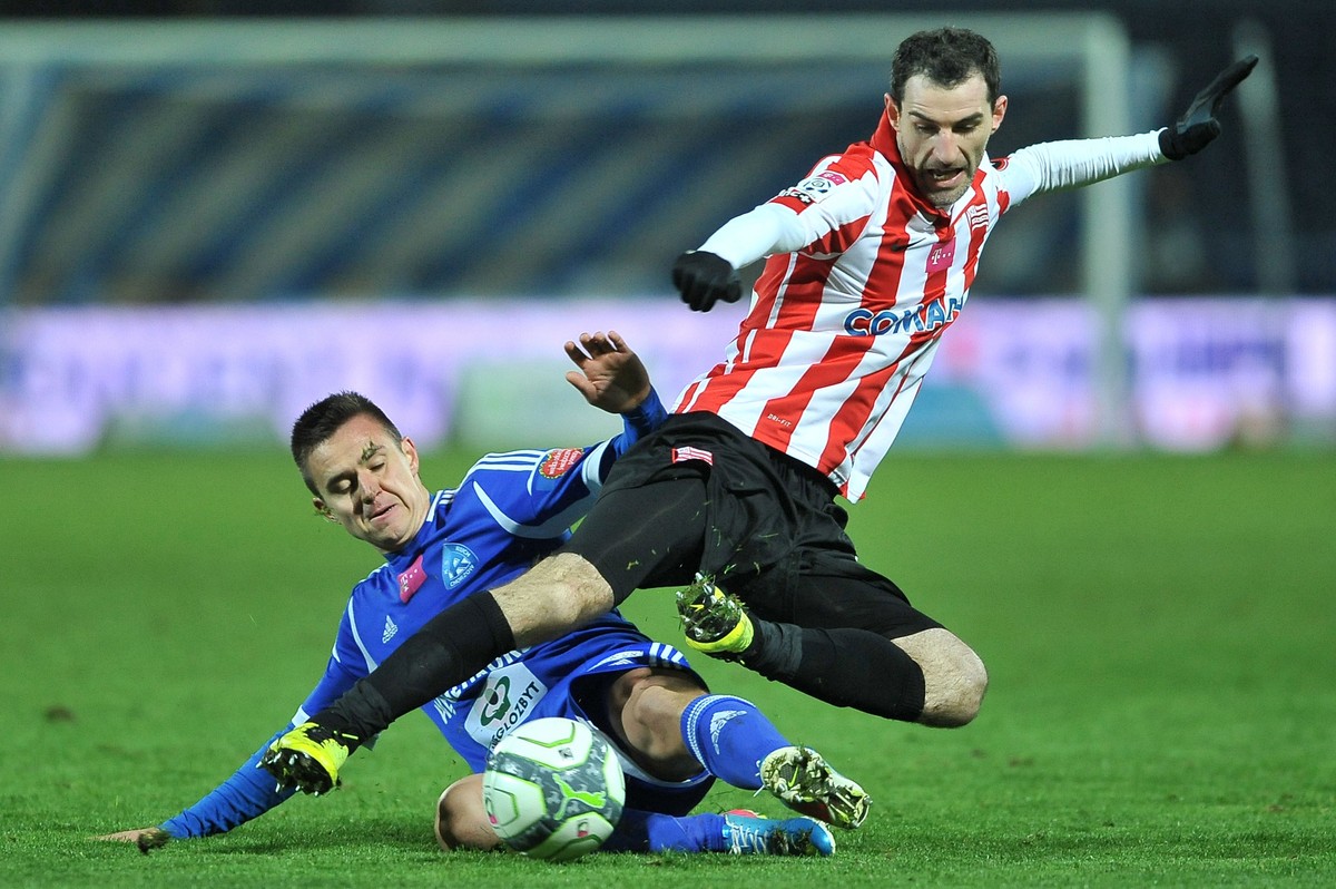 T-Mobile Ekstraklasa: Ruch w "10" ograł Cracovię