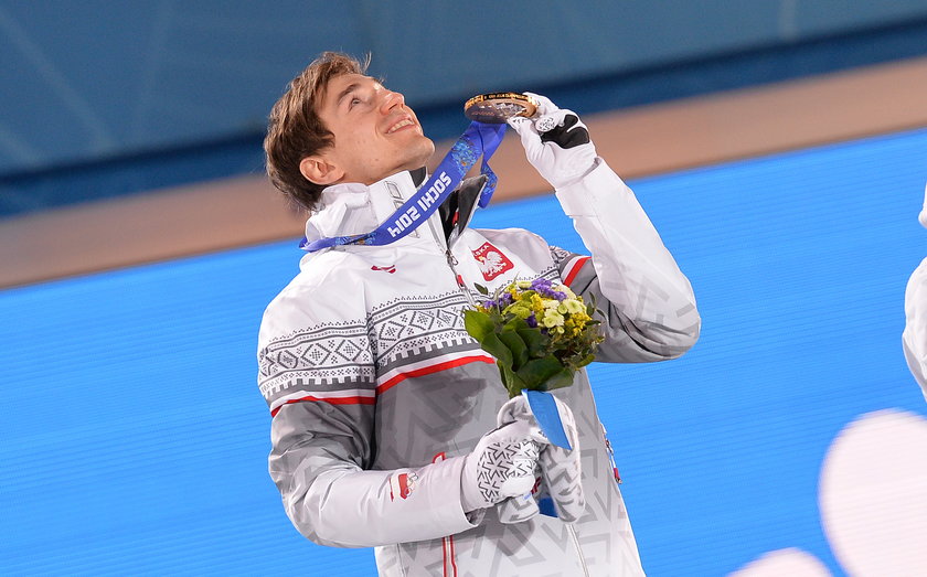 Kamil Stoch: Zdejmę medal tylko do kąpieli