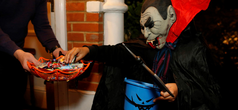 Halloween: zabawy i gry, które umilą czas nie tylko dzieciom. Najlepsze pomysły na imprezę