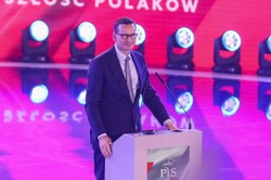 Morawiecki na konwencji PiS: Za 4 lata średnie wynagrodzenie w Polsce wyniesie 10 tys. zł