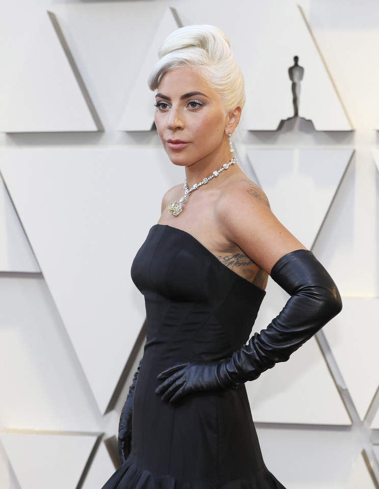 Oscary 2019: Lady Gaga na czerwonym dywanie