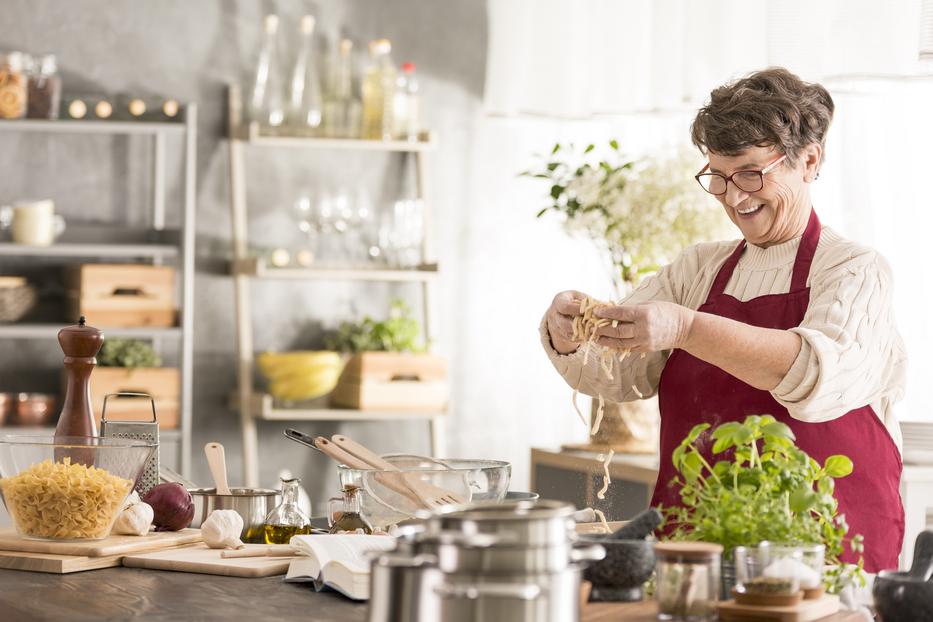 A készételeket érdemes kerülni, akár 
még tésztákat is érdemes házilag, tojás nélkül készíteni / Fo­tó: Shutterstock