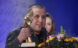 Marcin Wicha laureatem Nike. "Pisze o czułości, której na co dzień się wstydzimy"