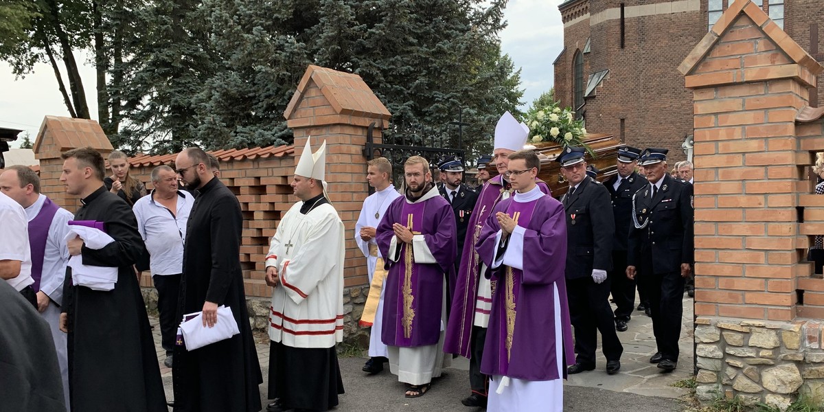 Lubzina, pogrzeb księdza Jaromira Buczaka