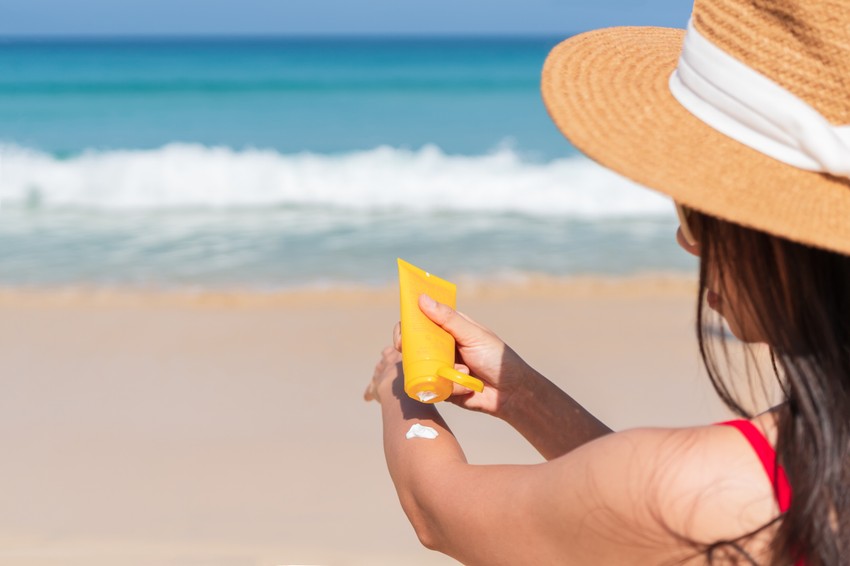 Prirodna zaštita koju pruža tamni ten ekvivalentna je faktoru SPF 13, dok svetli ten nudi zaštitu od svega SPF 3 ili 4, što je daleko ispod standarda koji nalaže upotrebu faktora 30