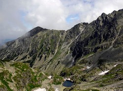 Piorun uderzył w turystkę w Tatrach