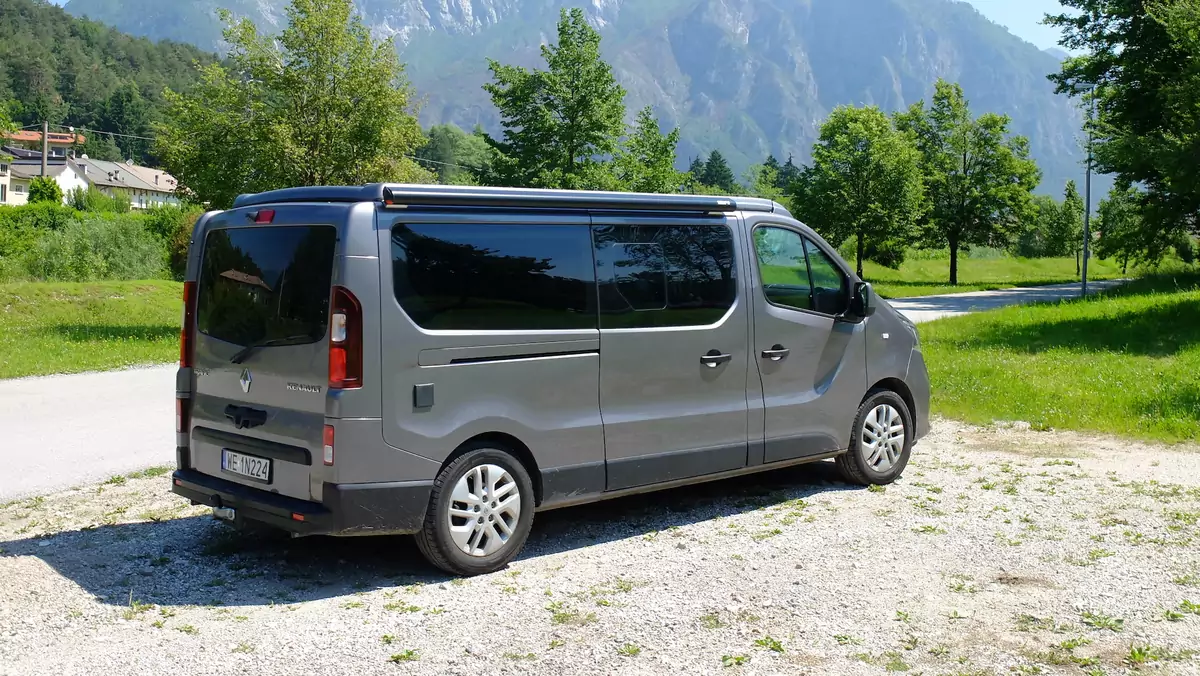 Renault Trafic z zabudową Wavecamper (2021)