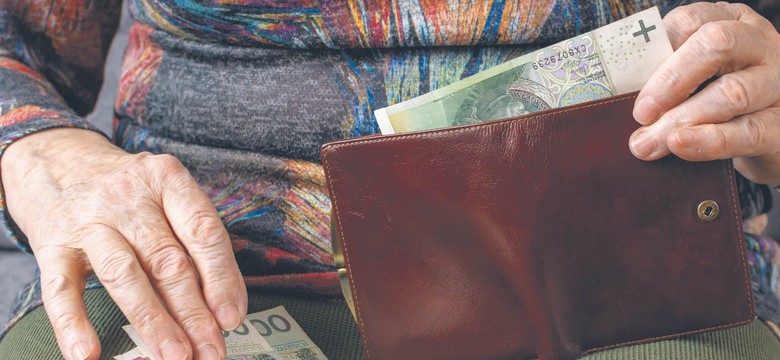 Emeryci dostaną pieniądze przed świętami