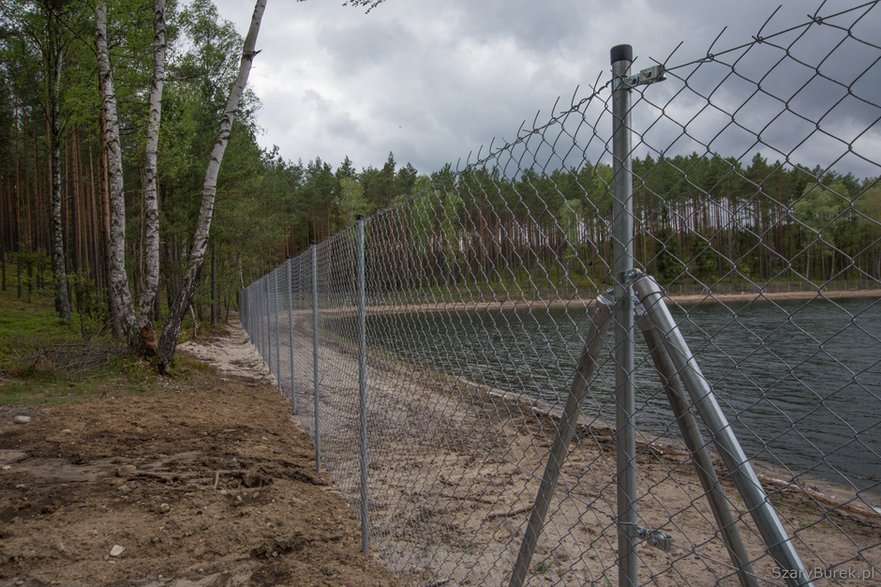 Ogrodzone jezioro na Kaszubach