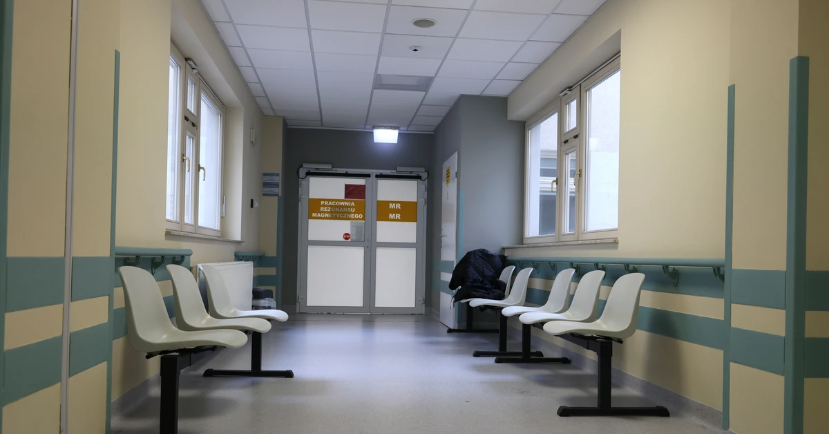 Służba zdrowia, a nie wymiar sprawiedliwości. Polacy wskazują, co najbardziej wymaga poprawy w kraju [BADANIE]