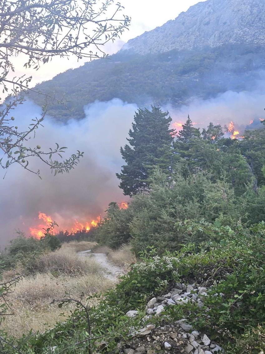 požar kod Splita u Hrvatskoj
