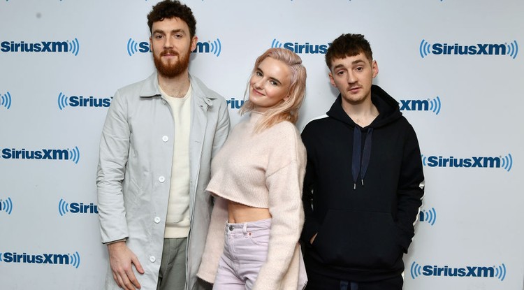 Clean Bandit