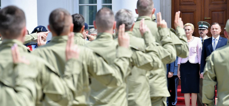 Policji dziękujemy, niech żyje SOP? Wśród mundurowych rośnie niezdrowa konkurencja