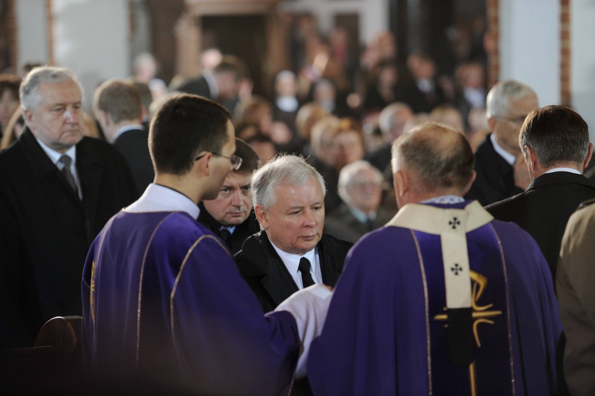Jarosław Kaczyński na pogrzebie Tadeusza Mazowieckiego