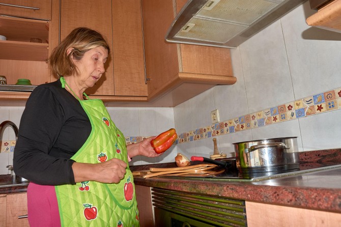 Njena snaja imala je mnogo zamerki za ručak za koji se ona pozajmila da napravi (Ilustracija)