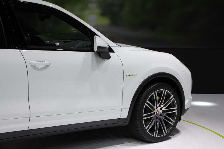 Porsche Cayenne S Hybrid (Paryż 2014)