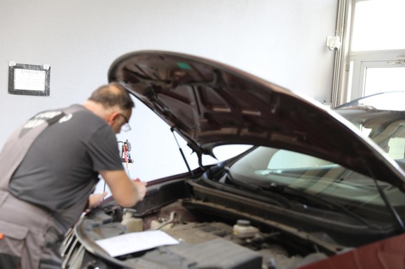 Promene koje će pogoditi sve vozače: Od juna drugačiji uslovi tehničkog pregleda u Srbiji, evo šta se menja