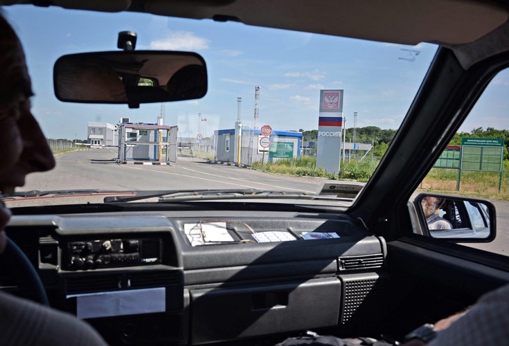 Posterunek separtystów niedaleko Ługańska na wschodzie Ukrainy