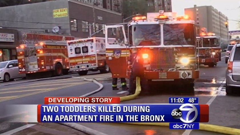 Dzieci zginęły w pożarze. Ich matka wyszła zrobić pranie