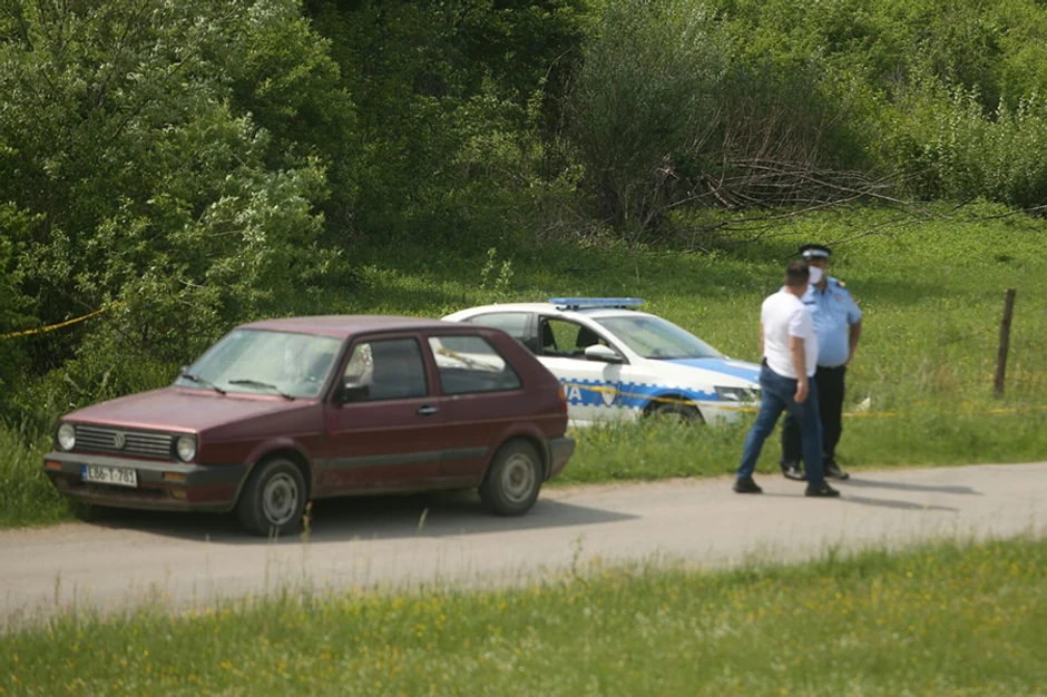 Policija na mestu ubistva Slaviše Ćuluma
