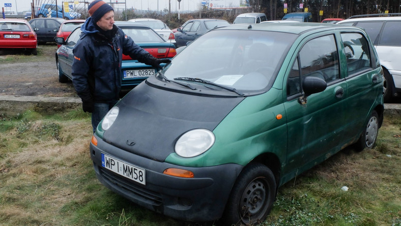 Czy za 1000 zł można kupić dobre auto? Szukamy samochodu