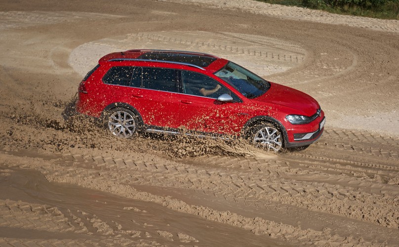 Volkswagen golf alltrack