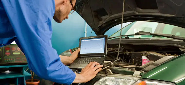 Prześwietl auto, zanim kupisz złom